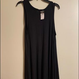 3/$32 NWT Rue 21 Size Large black sleeveless swing dress w/ keyhole in the back.